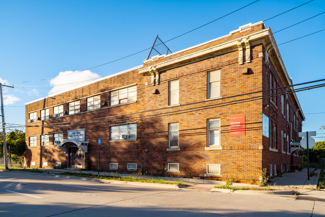 450 Eliot St in Detroit, MI - Foto de edificio