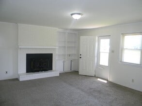 802 Westview Ct in Goldsboro, NC - Building Photo - Building Photo