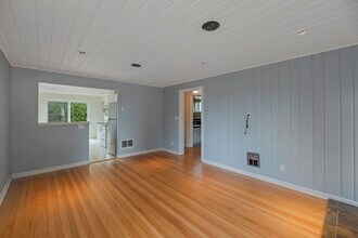 1755 NE 89th St in Seattle, WA - Building Photo - Building Photo