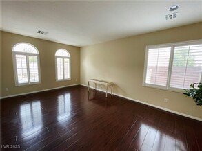 7906 Tolbooth St in Las Vegas, NV - Building Photo - Building Photo