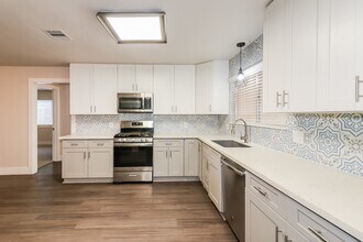 4515 Sylvan Glen Dr in Houston, TX - Building Photo - Building Photo