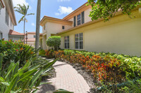 120 Evergrene Pkwy in Palm Beach Gardens, FL - Foto de edificio - Building Photo