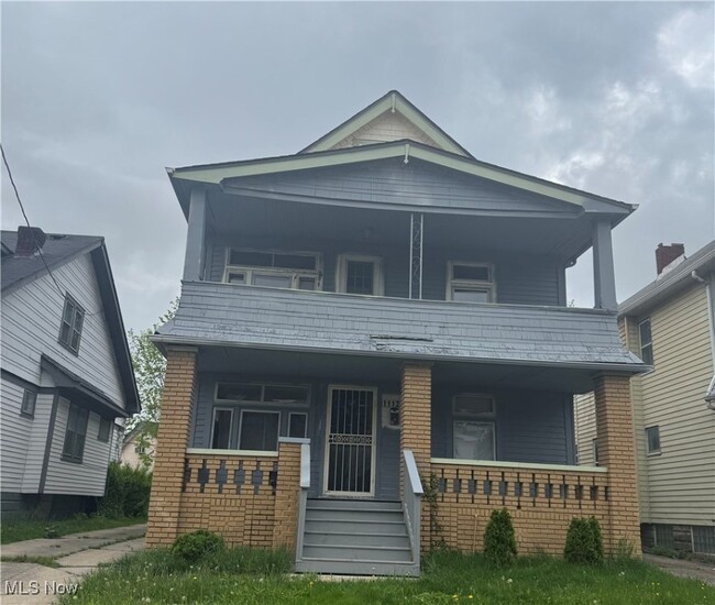 property at 11122 Glenboro Dr