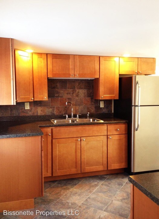 50 North St in Burlington, VT - Building Photo