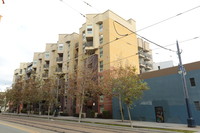 Park Boulevard East in San Diego, CA - Foto de edificio - Building Photo