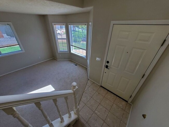 property at 1049 Yorkshire Ct SE