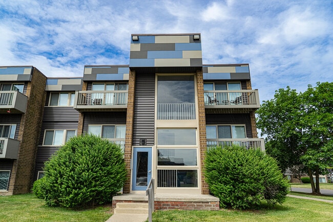 Ridgewood Apartments