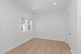 6912 Eberhart St in San Diego, CA - Building Photo - Building Photo