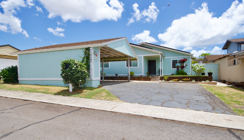 92-1035-1035 Kanehoa Loop in Kapolei, HI - Building Photo