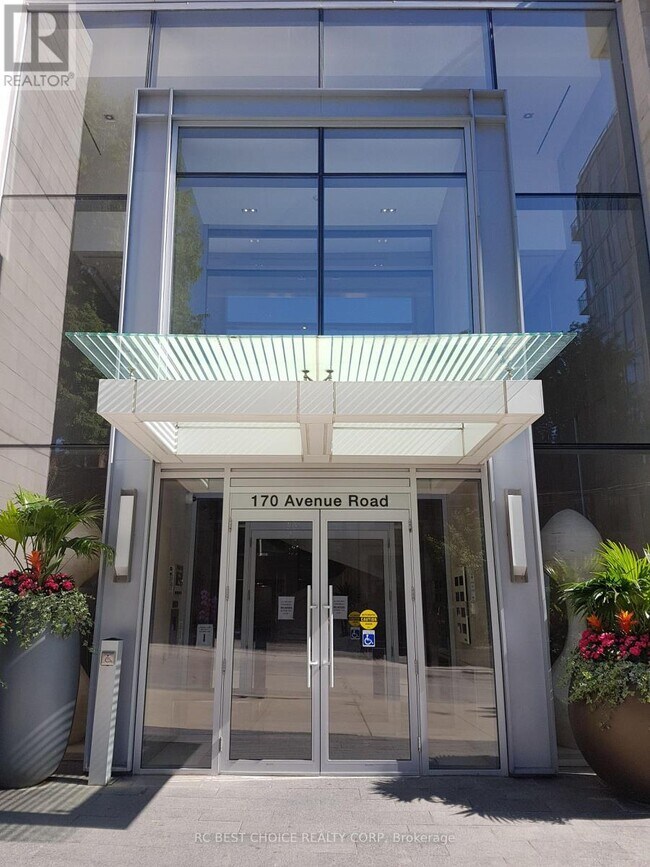 170-170 Avenue Rd in Toronto, ON - Building Photo - Building Photo