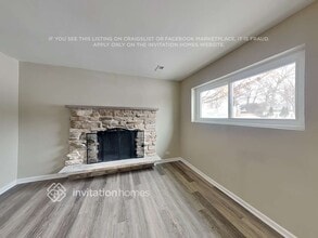 421 Spruce Dr in Schaumburg, IL - Building Photo - Building Photo