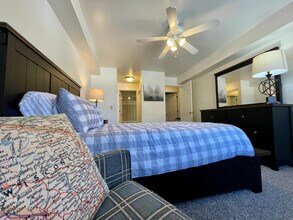 1335 Summit Ave in Oshkosh, WI - Building Photo - Building Photo