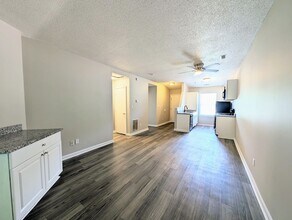 1917 Tischer Rd in Raleigh, NC - Building Photo - Building Photo