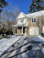 240 Knollwood Way in Manchester, NH - Building Photo