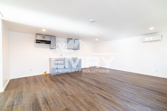 6160 Otis Ave in Huntington Park, CA - Building Photo - Building Photo
