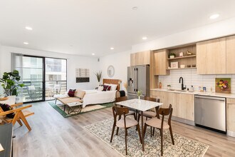 The Ridge in Los Angeles, CA - Foto de edificio - Building Photo
