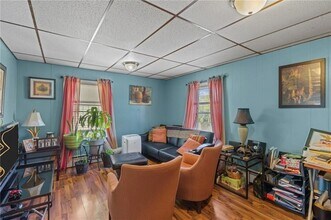 528 Lonsdale Ave in Pawtucket, RI - Building Photo - Building Photo