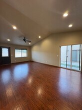 10898 Freedom Trail in Summerset, SD - Foto de edificio - Building Photo