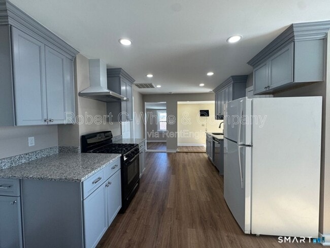 96 Fulton St in New Britain, CT - Building Photo - Building Photo