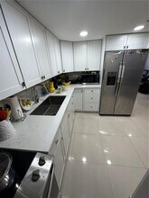 6712 NW 166th Terrace in Hialeah, FL - Building Photo - Building Photo