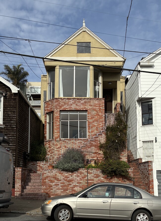 4370 17th St, Unit A