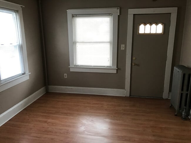 130 Mooney St in Olyphant, PA - Building Photo - Building Photo