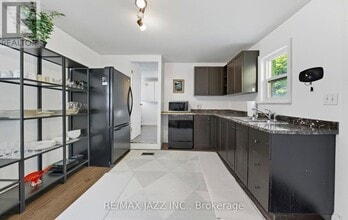 67 Cumberland St in Port Hope, ON - Building Photo - Building Photo