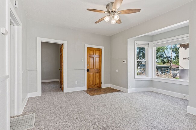 3754 S Delaware St in Englewood, CO - Building Photo - Building Photo
