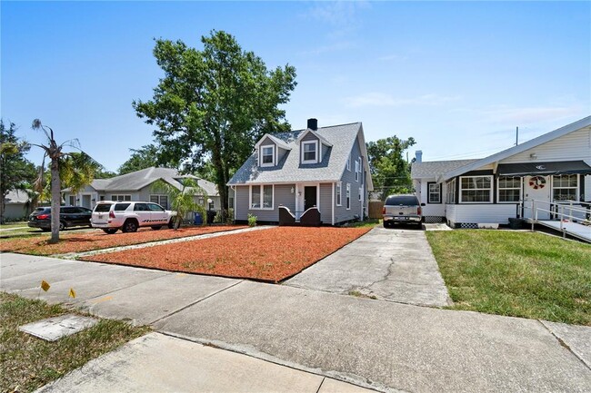 property at 766 13th Ave S