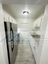 307-333 Melody Lane in Lantana, FL - Building Photo - Interior Photo