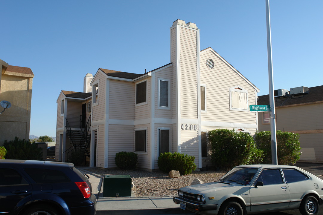 Village At Washington in Las Vegas, NV - Building Photo