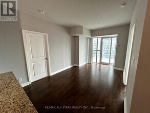 50-2750 Absolute Ave in Mississauga, ON - Building Photo - Building Photo