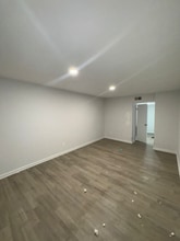 8001 Chanute Pl in Falls Church, VA - Foto de edificio - Building Photo