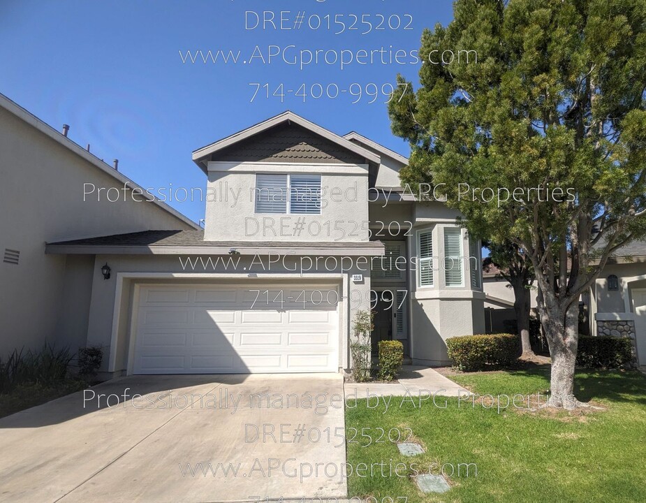 3519 E Balmoral Dr in Orange, CA - Building Photo