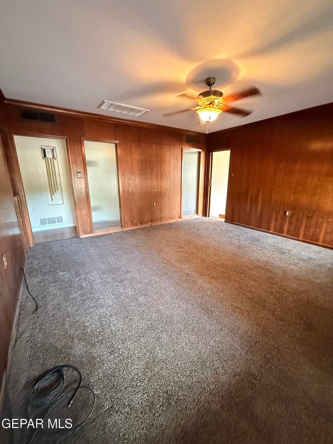 601 Blacker Ave in El Paso, TX - Building Photo - Building Photo