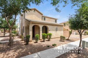 4360 E Carla Vista Dr in Gilbert, AZ - Building Photo