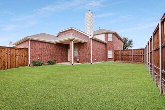 13856 Fall Harvest Dr in Frisco, TX - Building Photo - Building Photo