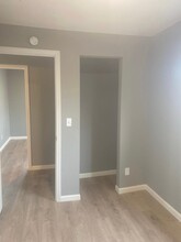 2198 Utley Rd in Flint, MI - Foto de edificio - Building Photo