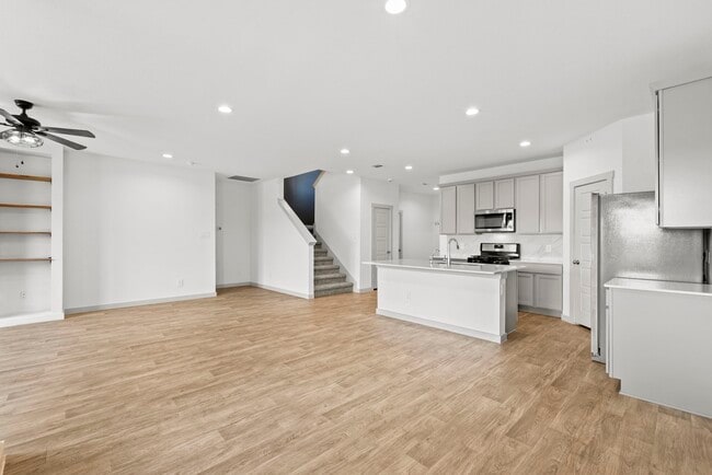 property at 207 William Ln