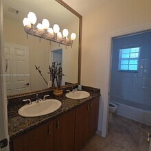 2136 NW 4th St in Fort Lauderdale, FL - Building Photo - Building Photo