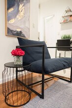 317 E 75th St, Unit SI ID1031996P in New York, NY - Foto de edificio - Building Photo