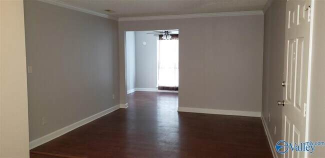 2009 Colony Dr SW in Huntsville, AL - Building Photo - Building Photo