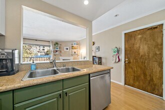 2950 Broadway in San Diego, CA - Building Photo - Building Photo