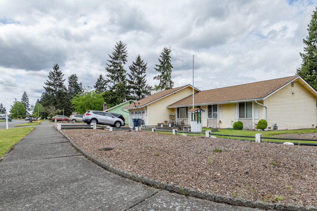 2605 Skyway Ln in Auburn, WA - Building Photo