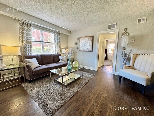 1208 W 45th St in Kansas City, MO - Building Photo - Building Photo