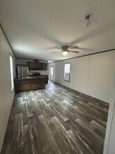 211 Addison St in Oak Grove, KY - Building Photo - Building Photo