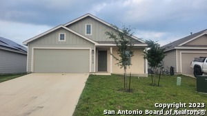 10639 De Gonzalo Way in Converse, TX - Building Photo