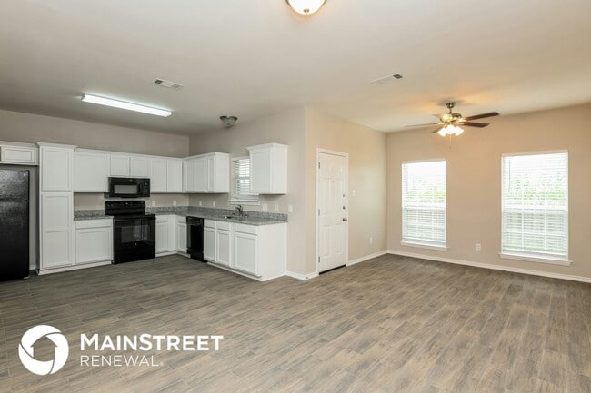 208 Ridgeway Blvd in Weatherford, TX - Building Photo - Building Photo