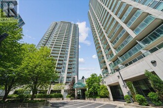18-218 Harrison Garden Blvd in Toronto, ON - Building Photo - Building Photo