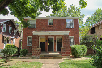 612 Russell St in Nashville, TN - Building Photo - Building Photo